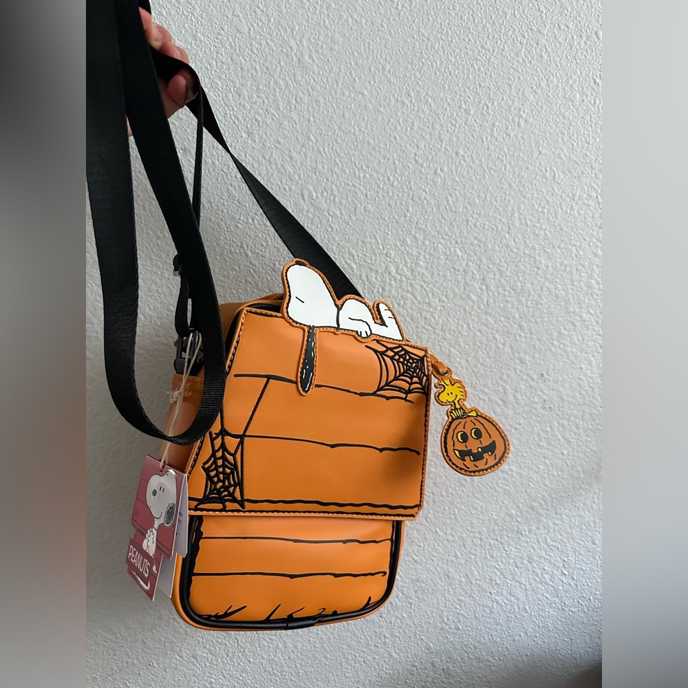 Loungefly Orange Peanuts Snoopy on Doghouse Crossbody Bag